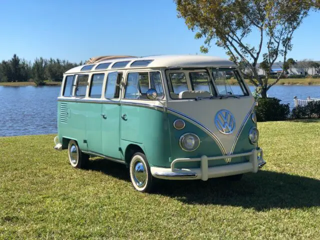 1974 Volkswagen Bus/Vanagon