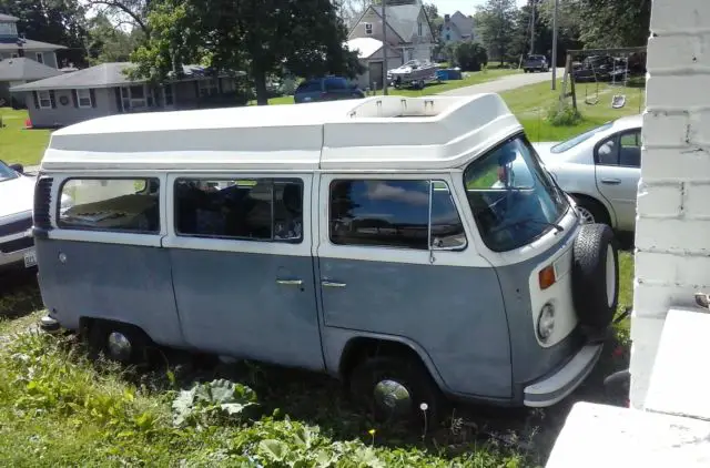 1974 Volkswagen Bus/Vanagon