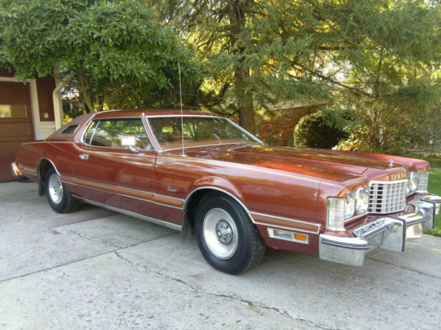 1975 Ford Thunderbird 20th anniversary edition