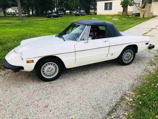 1975 Alfa Romeo Spider Veloce