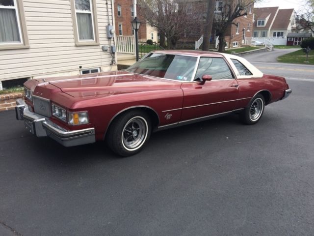 1975 Buick Riviera Landau COUPE