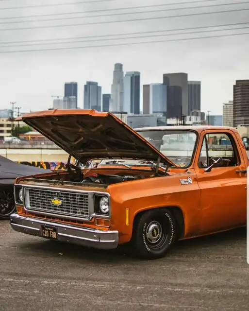 1975 Chevrolet C-10 Custom deluxe