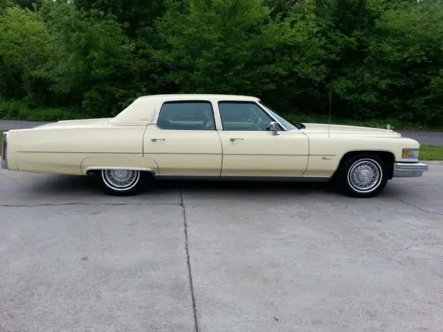 1975 Cadillac Fleetwood d'Eleagance