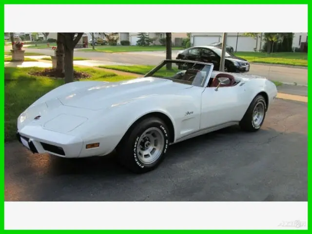 1975 Chevrolet Corvette C-3 Roadster Convertible