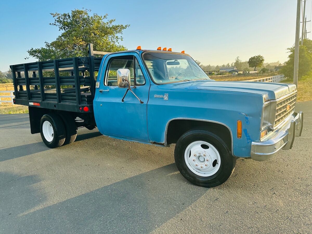 1975 Chevrolet C30/K30 Silverado YE9