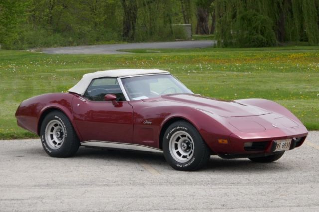 1975 Chevrolet Corvette -CRUISE N STYLE