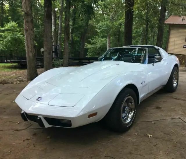 1975 Chevrolet Corvette 4 speed Sting Ray