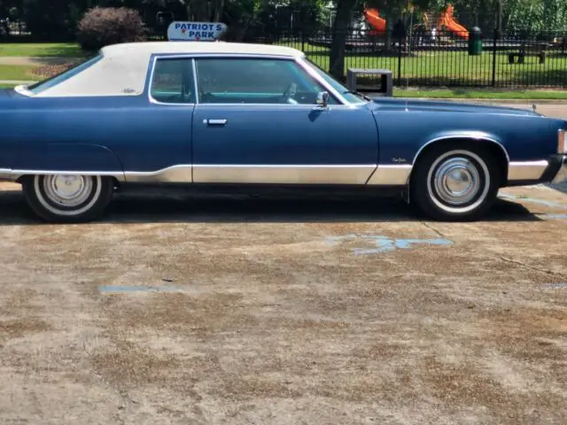 1975 Chrysler New Yorker Brougham