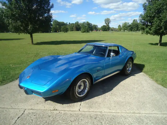 1975 Chevrolet Corvette STINGRAY