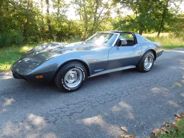 1975 Chevrolet Corvette BASE