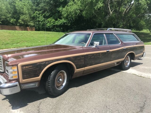 1975 Ford Country Squire
