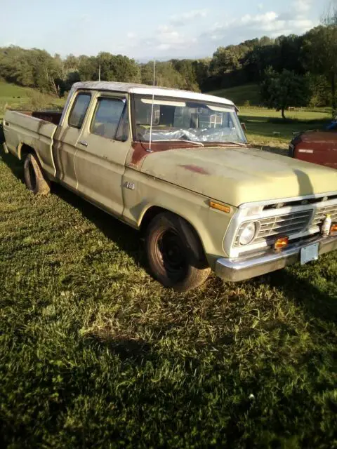 1975 Ford F-150 Super Cab