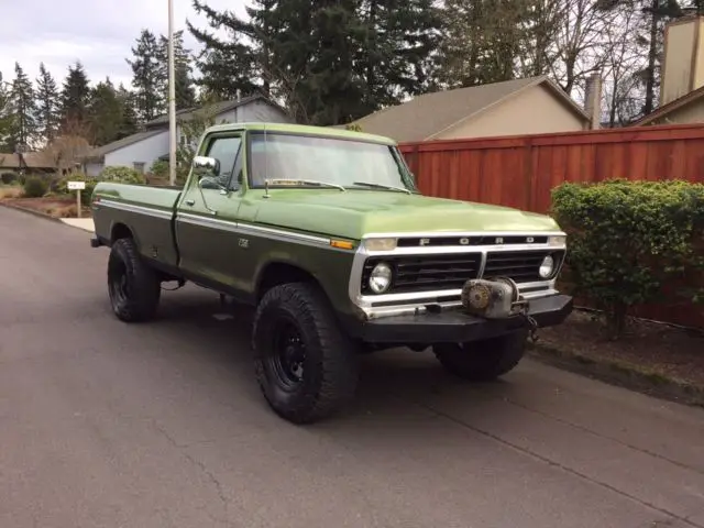 1975 Ford F-250