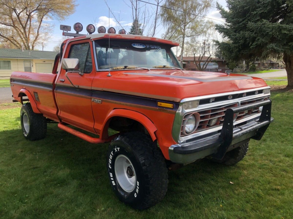 1975 Ford F-250