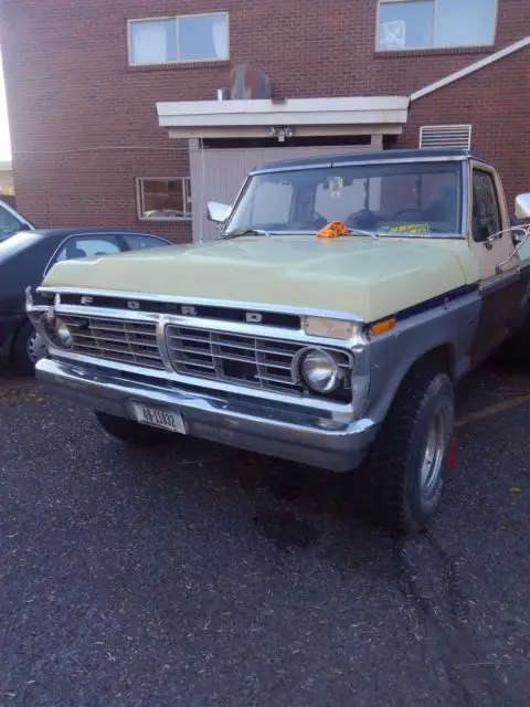 1975 Ford F-100 Ranger XLT Camper Special