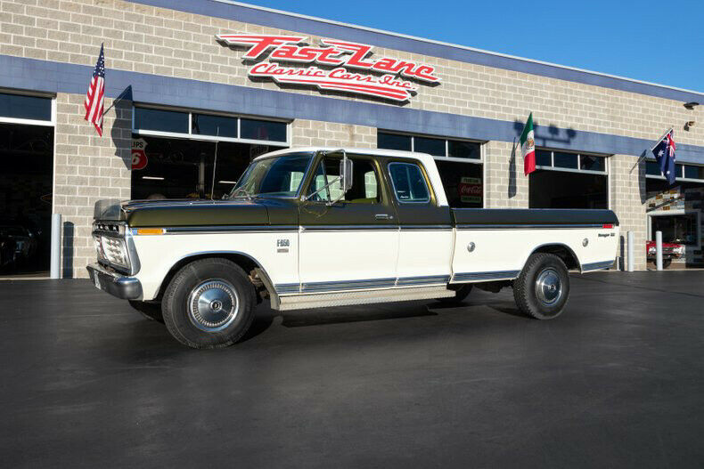 1975 Ford F-250 Camper Special