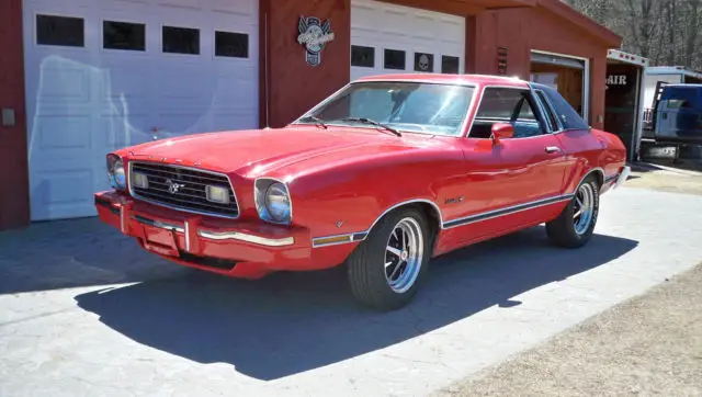 1975 Ford Mustang