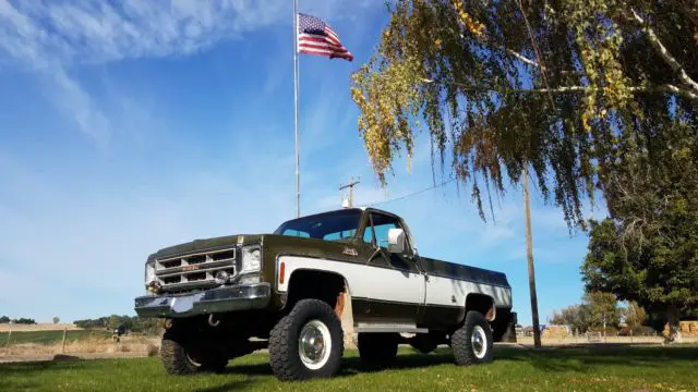 1975 GMC Sierra 2500 high sierra camper special