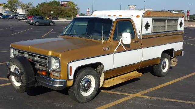 1975 GMC Sierra 2500 Sierra Grande Pickup Truck w/ Camper Gold & White