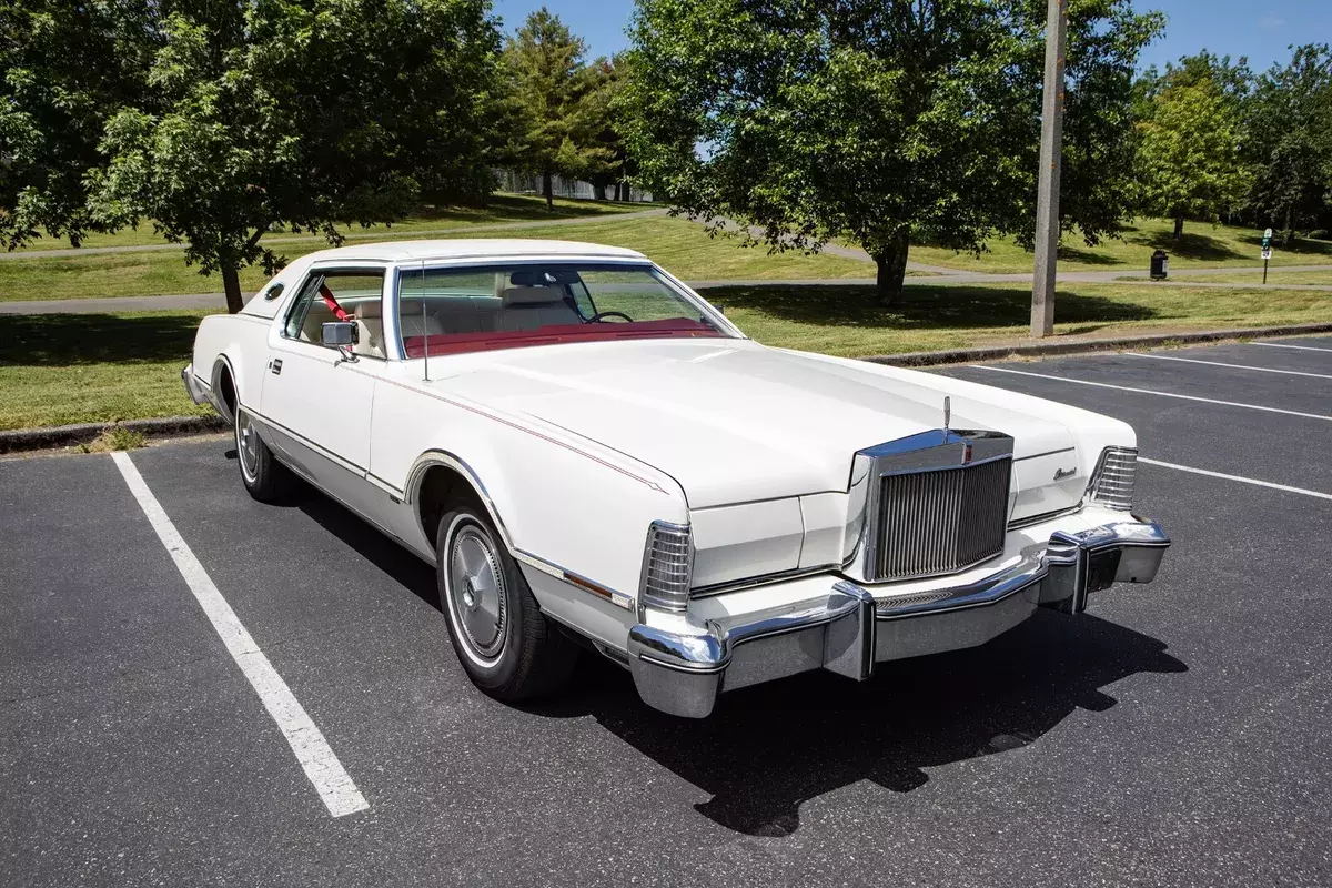 1975 Lincoln Mark IV