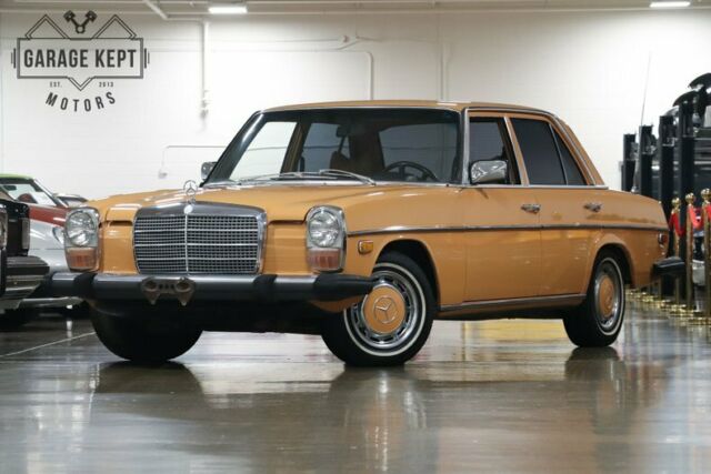 1975 Mercedes-Benz 300-Series --