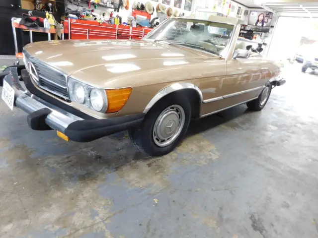 1975 Mercedes-Benz 400-Series SL Roadster