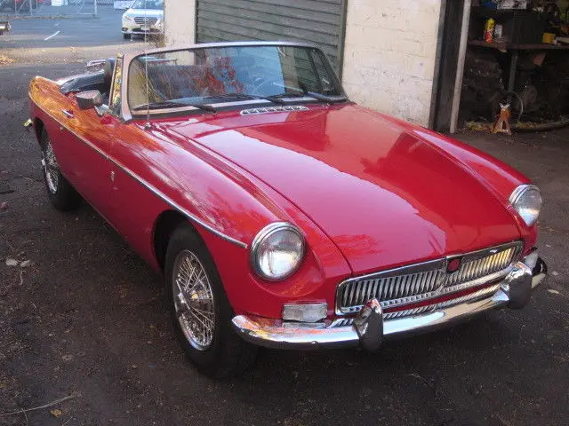 1975 MG MGB