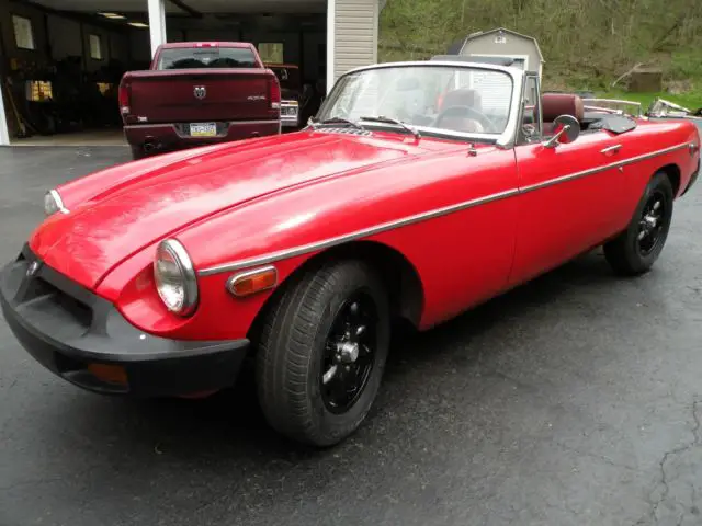 1975 MG MGB Roadster - 4 Speed