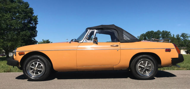 1975 MG MGB