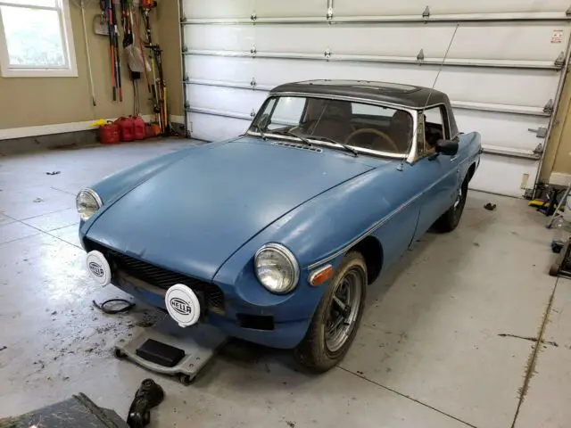 1975 MG MGB