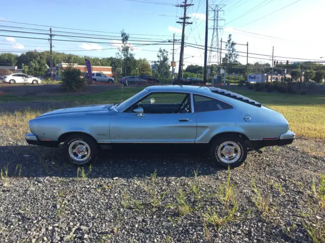 1975 Ford Mustang