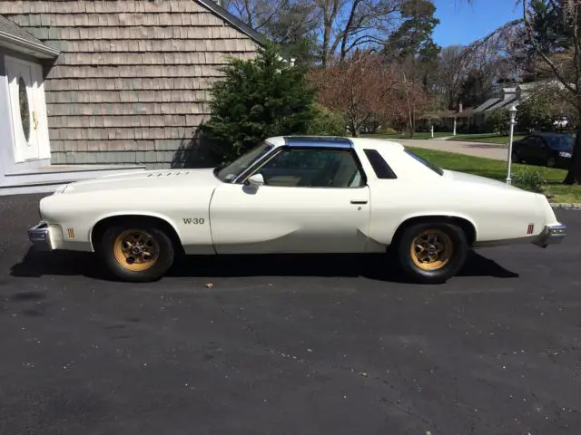 1975 Oldsmobile Cutlass Hurst W-30