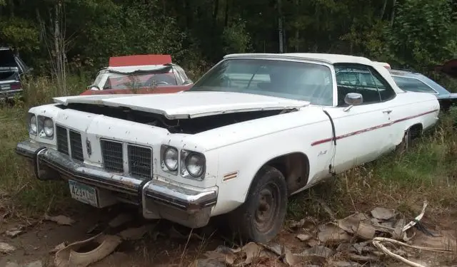 1975 Oldsmobile Eighty-Eight convertible