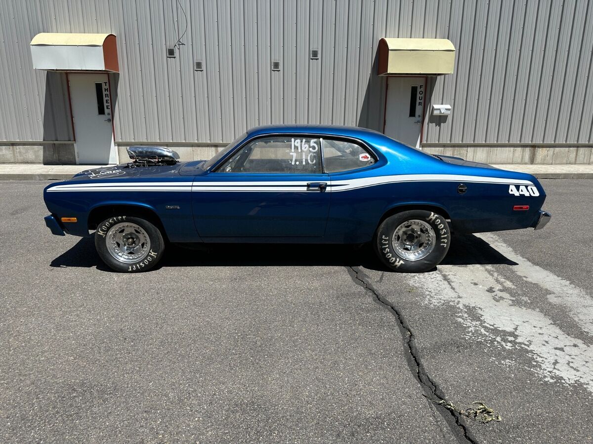 1975 Plymouth Duster