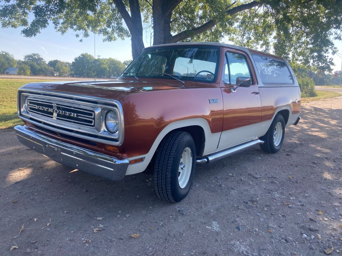 1975 Plymouth Trailduster