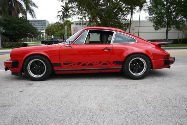 1975 Porsche 911 CARRERA