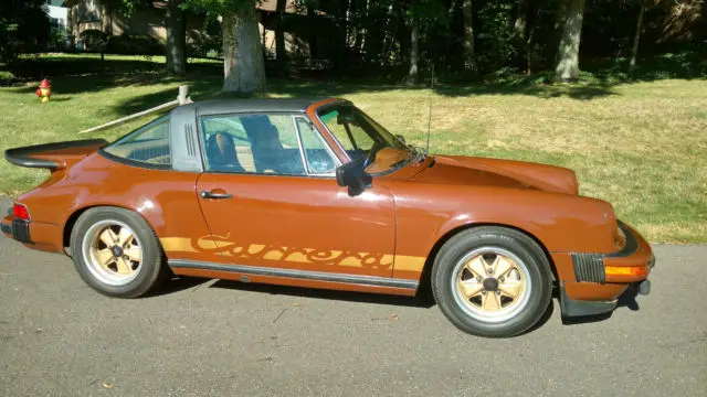 1975 Porsche 911 CARRERA