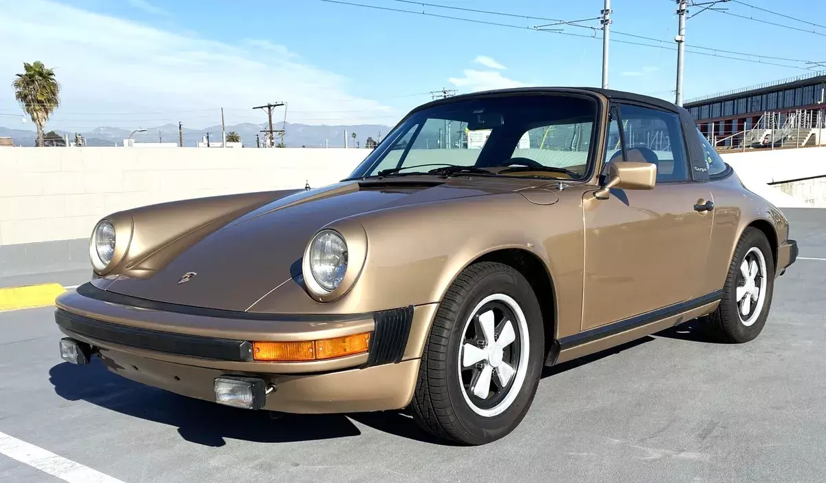 1975 Porsche 911