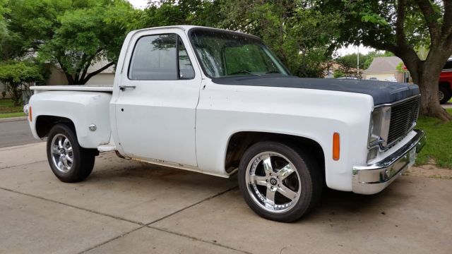 1976 Chevrolet C-10 Custom Deluxe