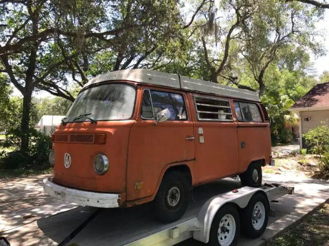 1975 Volkswagen Bus/Vanagon