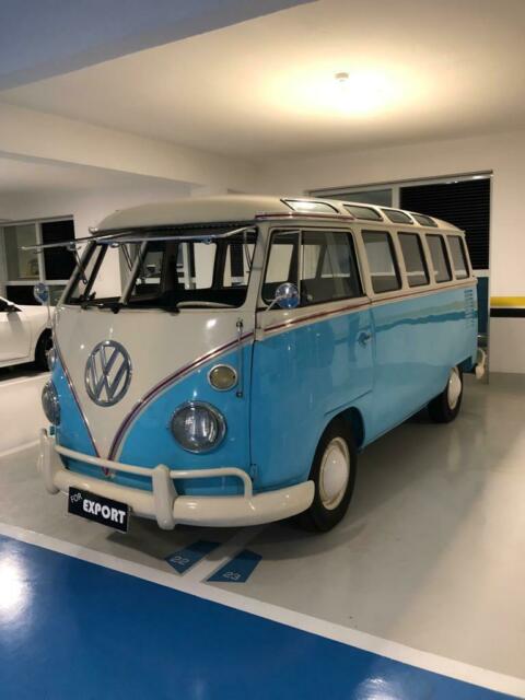 1975 Volkswagen Bus/Vanagon