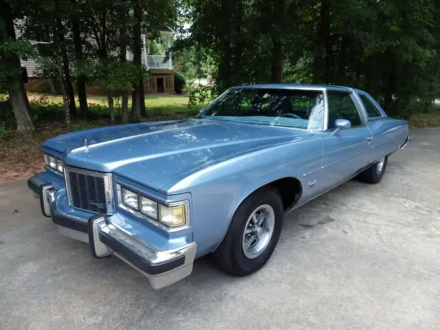 1976 Pontiac Bonneville Brougham