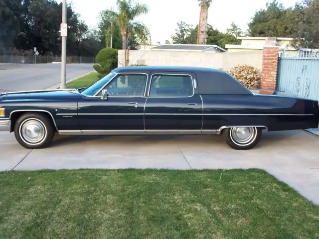 Cadillac Fleetwood 1976