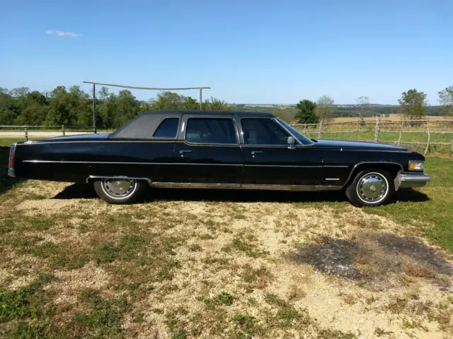 1976 Cadillac Fleetwood limousine