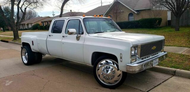 1976 Chevrolet C30 Dually