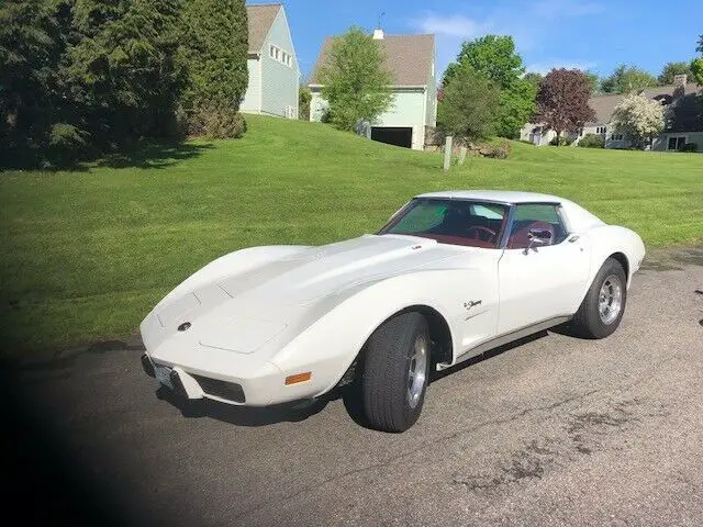 1976 Chevrolet Corvette Stingray 4 Speed