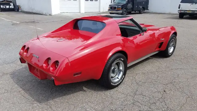 1976 Chevrolet Corvette Stingray Coupe 2-Door