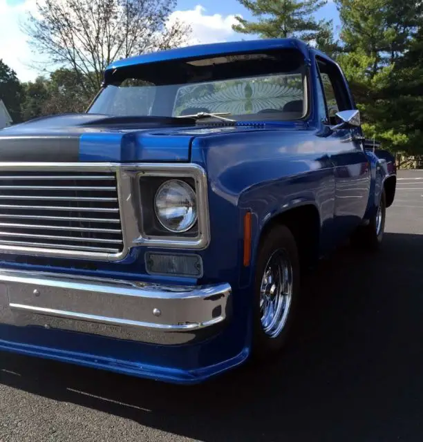 1976 Chevrolet C-10 Custom Deluxe