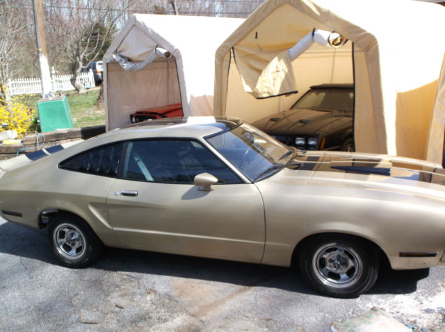 1976 Ford Mustang COBRA