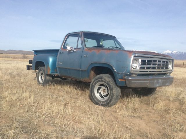 1976 Dodge Power Wagon